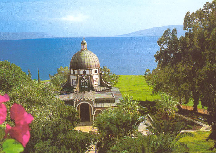 Visão panoramica do Mar da Galileia desde o Monte das Bem-aventuranças